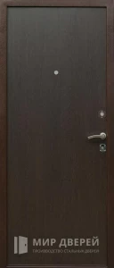 Входная дверь от производителя эконом №1 внутренняя