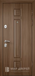 Коричневая входная дверь №17 внешняя - фото